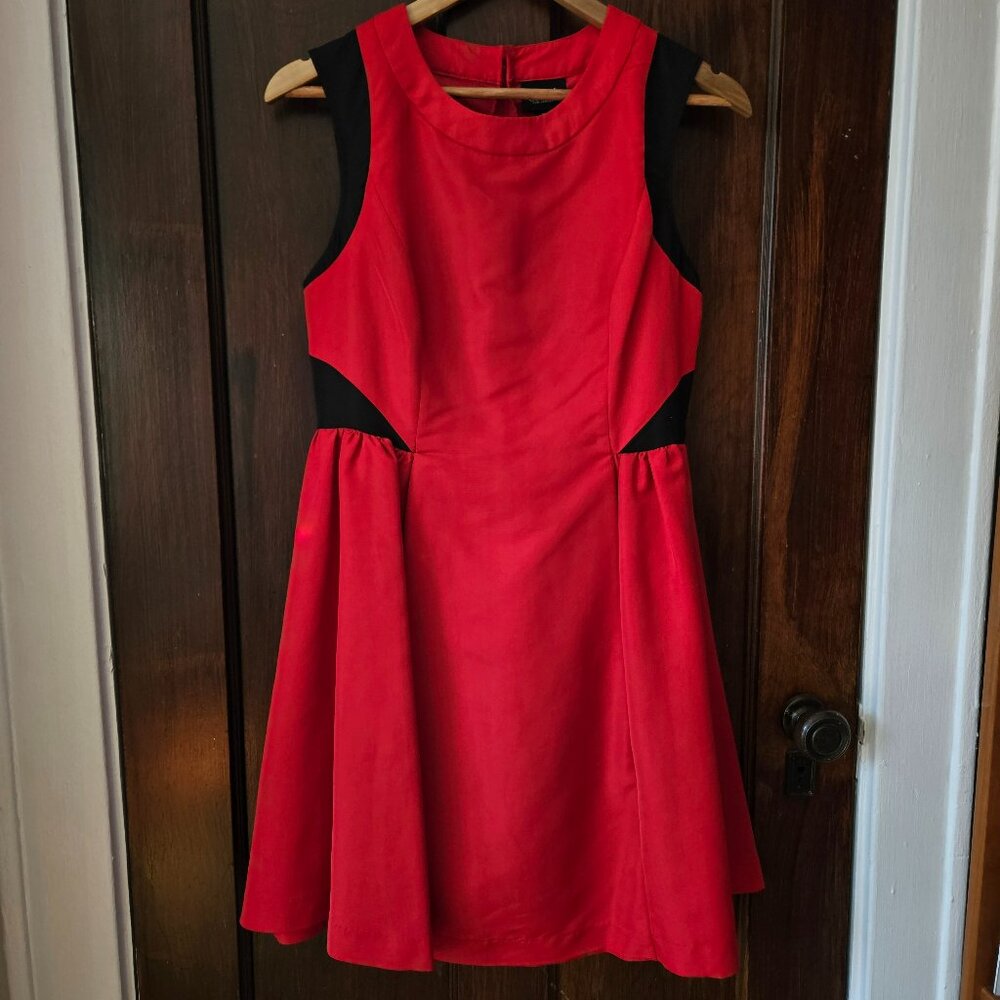 Red Color Block Fit And Flare Sleeveless Party Mini Dress with Pockets!  Size 10
